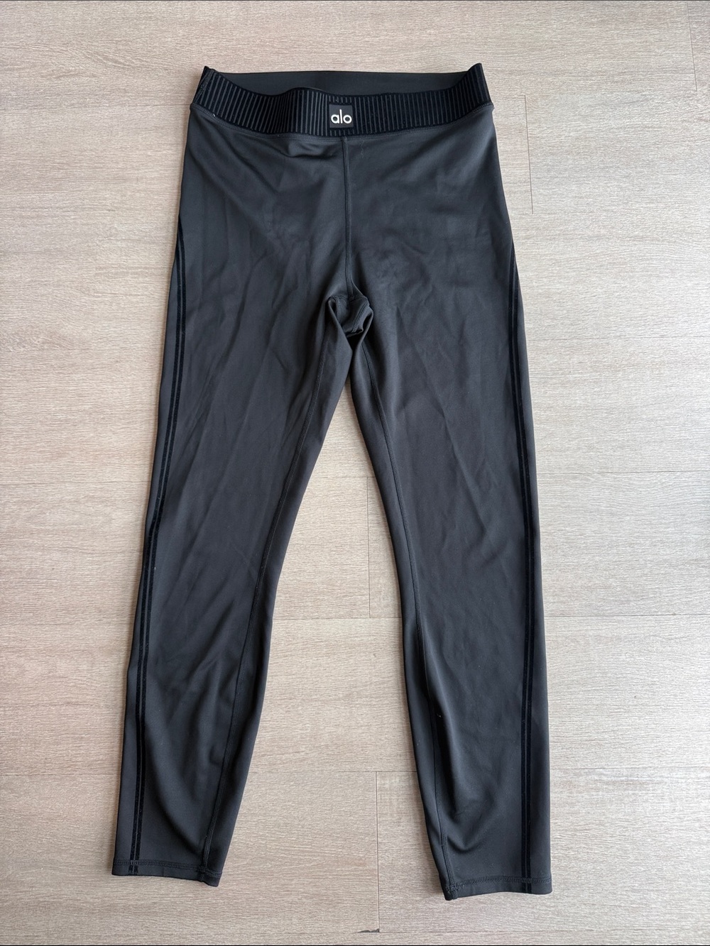 ALO Yoga Black Performance Leggings